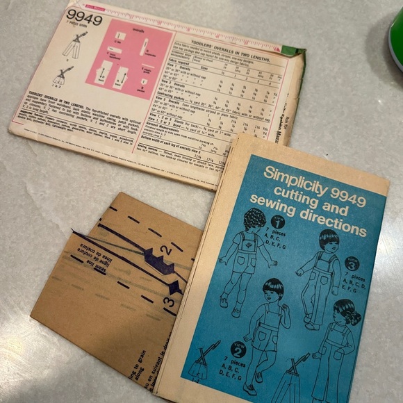 Simplicity Kids' Blue Overall pattern - Picture 2 of 2